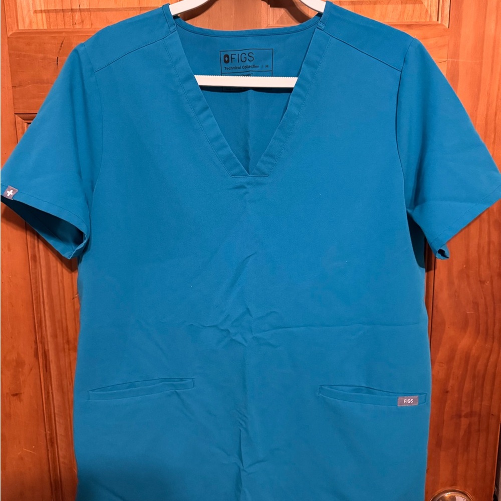Figs Women's Blue Scrub Top